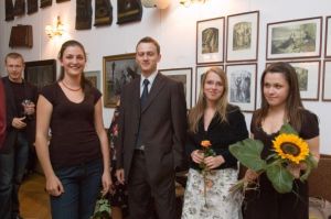 from left: Piotr Banasik, Julia Winkler, Dariusz Adamowski, Hanna Tarcha³a, Alexandra Butor Fot. Andrzej Solnica.